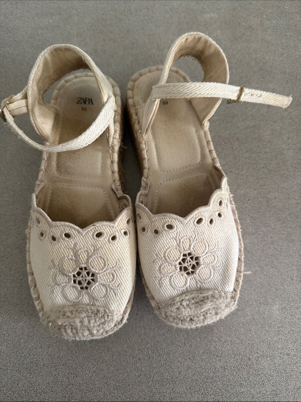 ZARA Cream Embroidered Espadrille Wedge Sandals